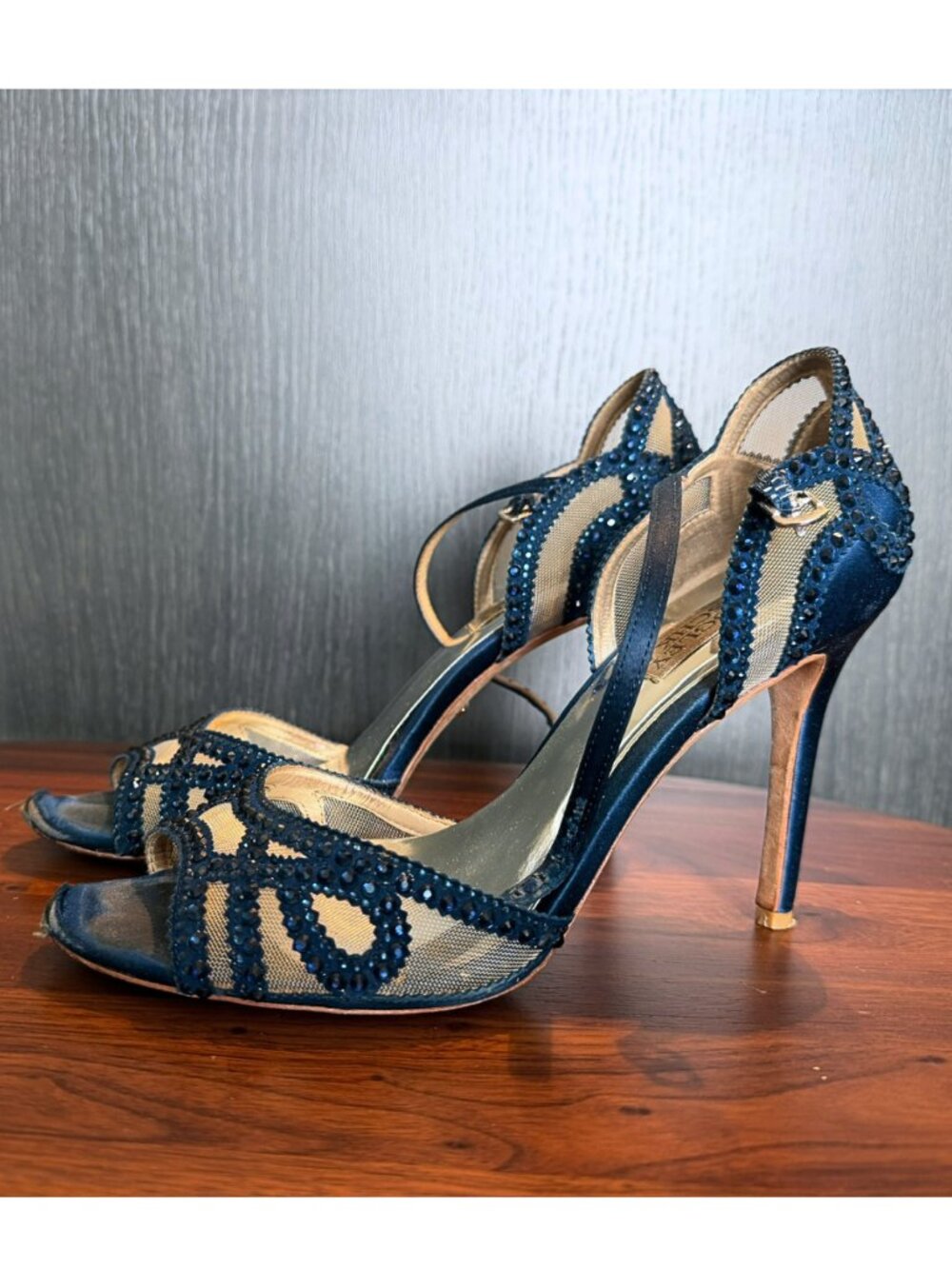 Badgley Mischka Blue Rhinestone Strappy Stiletto Heels Sandals Size 7.5